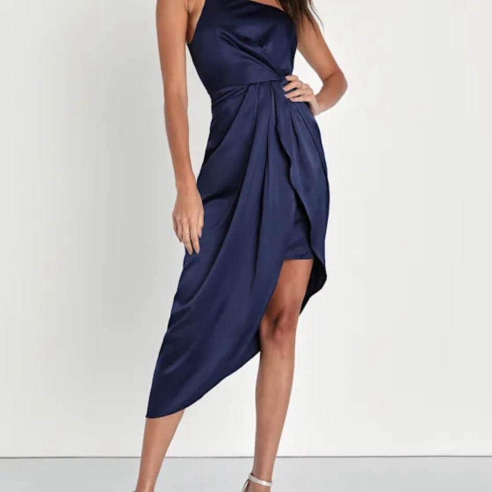 NWT Lulu's Midnight Blue Asymmetrical Dress